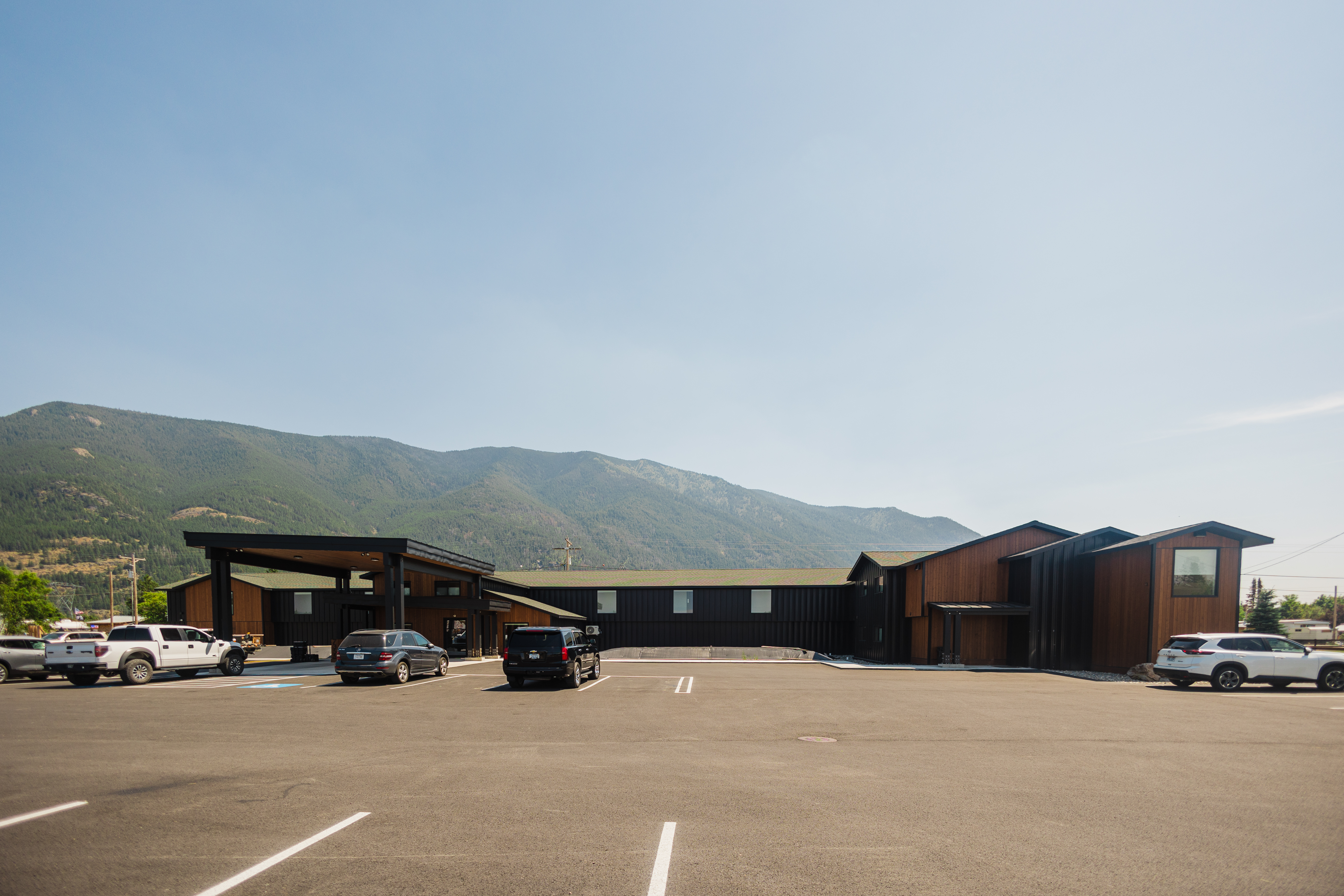 Wonderstone at Glacier — exterior