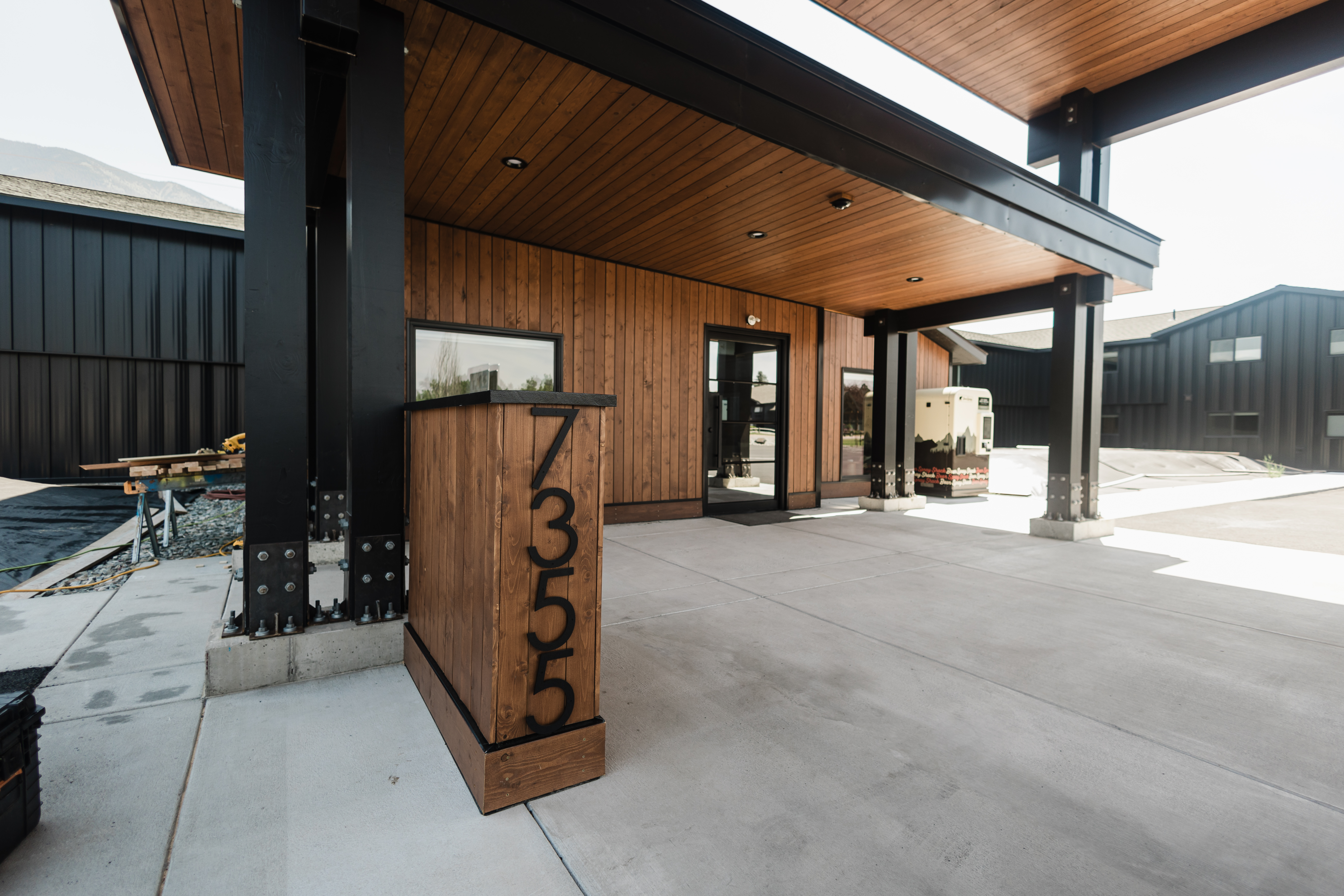 Wonderstone — evening exterior